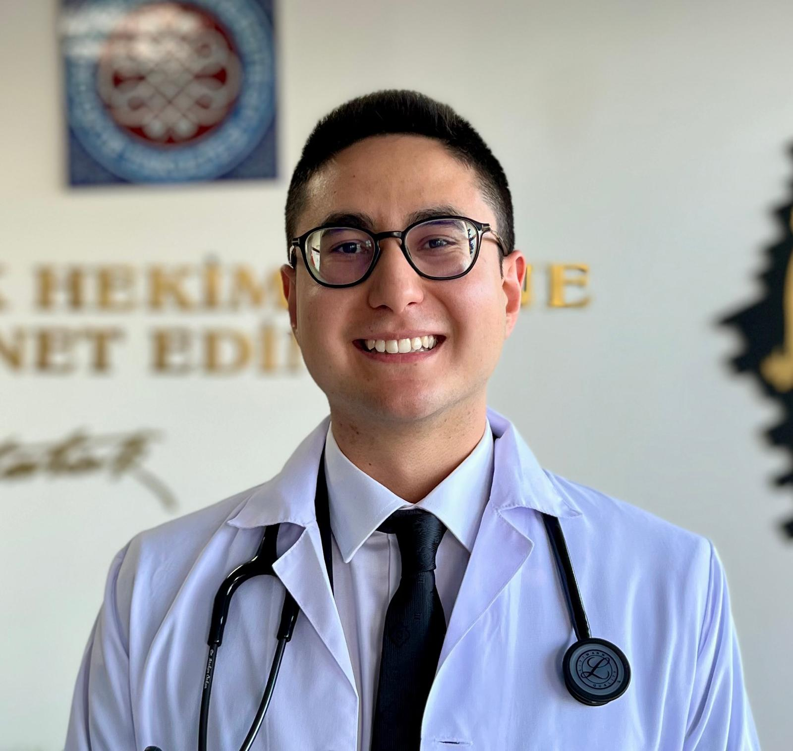 Dr. Atakan Özkan
